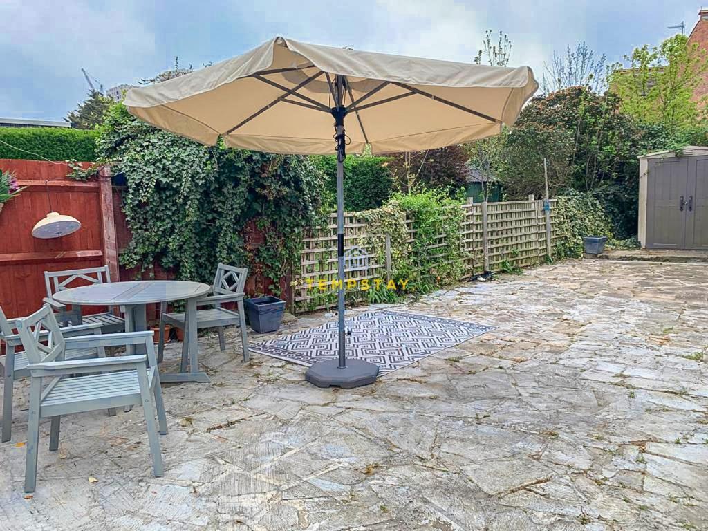 5 Bed/4 Bath At Wembley Stadium & Free Parking Londres Exterior foto
